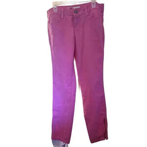L.E.I ASHLEYT LOWRISE SIZE 5 REG PINK PANT WITH ZIPPER ON BOTTOM